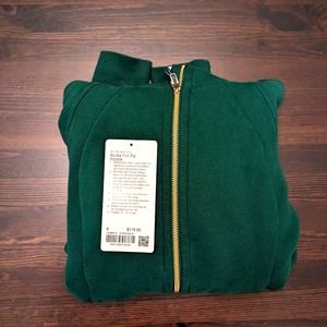 EUC Everglade Green & Gold Size 4